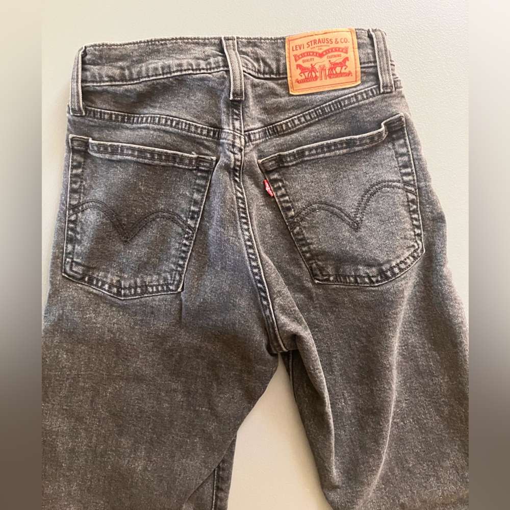 Levi's Wedgie cut straight leg jeans